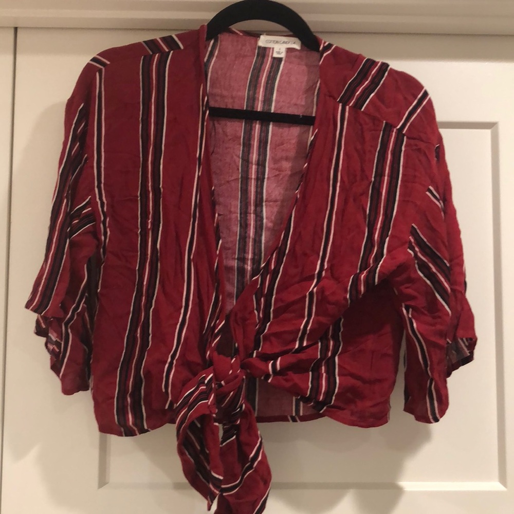Red white and black crop top